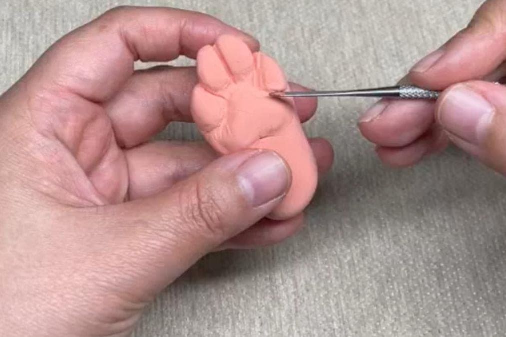 Upgrade Option: Paws with Adjustable Positioning