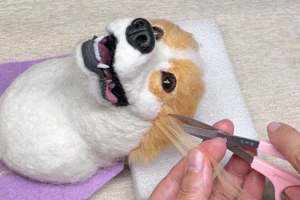 Realistic Fur: Mixed and Planted by Hand